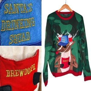 Ugly Christmas Sweater XXL 33 Degrees. Pocket holds beer can